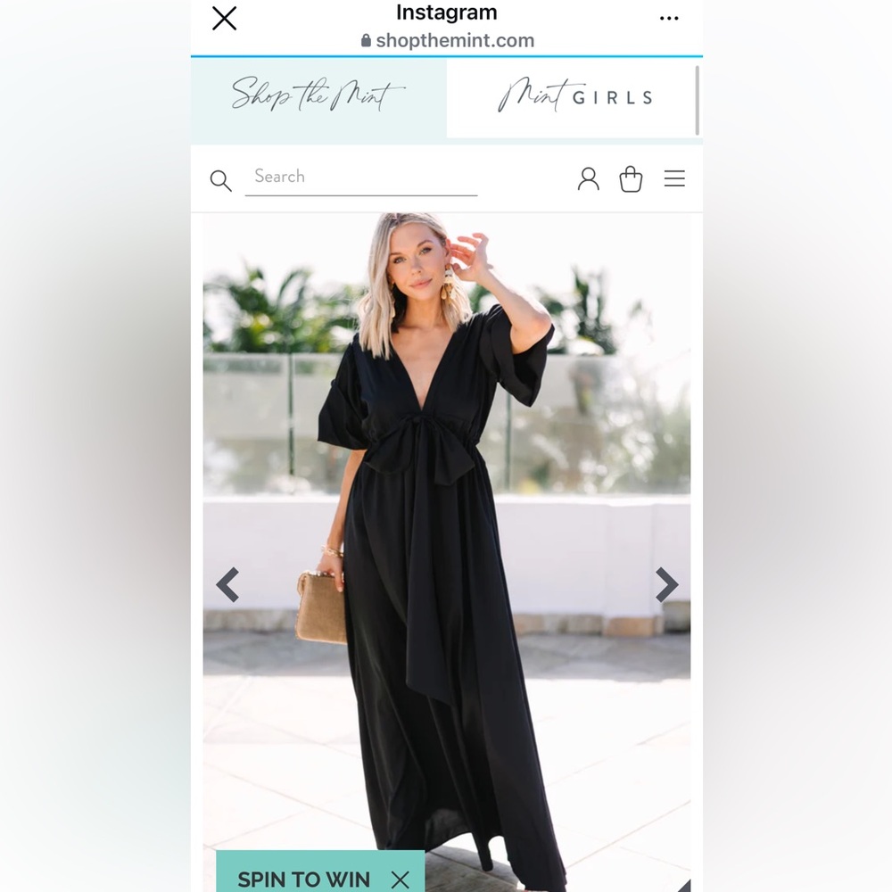 Elegant Black Maxi Dress